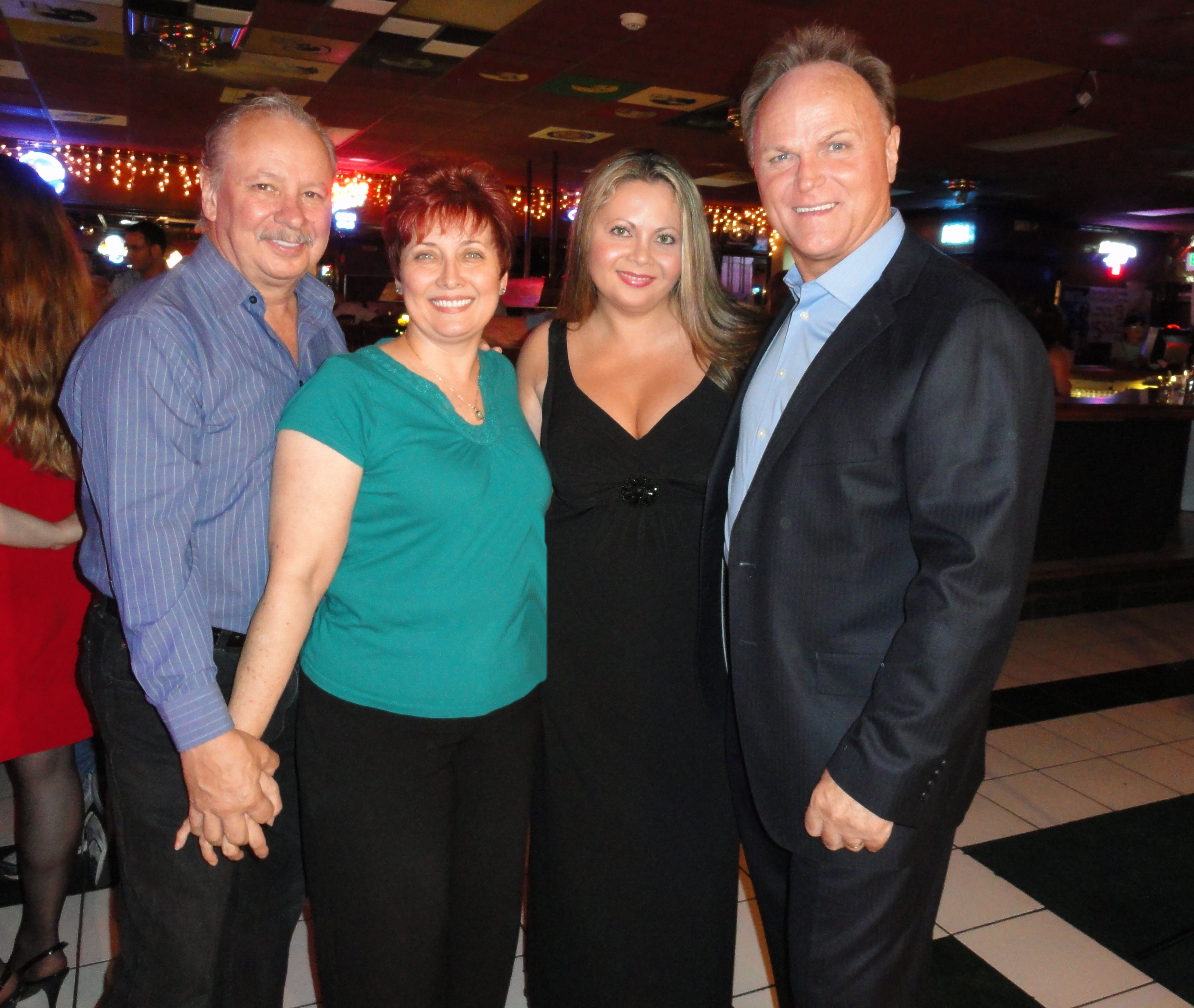 BJ Davis and Julia Davis with Steve and Jackie Wargo