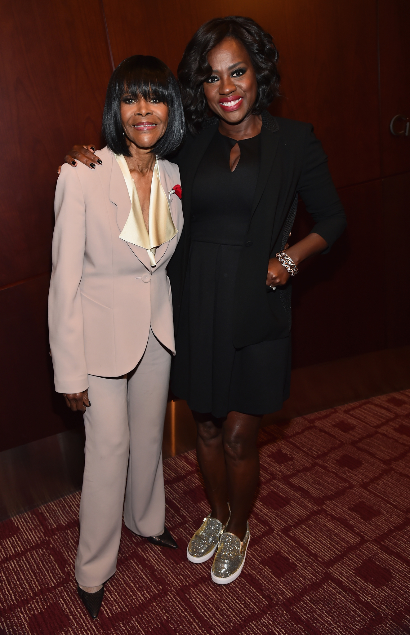 Cicely Tyson and Viola Davis at event of How to Get Away with Murder (2014)