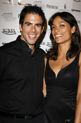 Rosario Dawson and Eli Roth at event of Death Proof (2007)