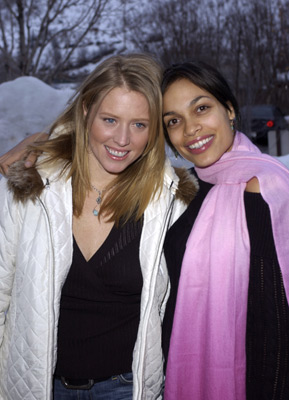 Rosario Dawson and Amy Redford at event of This Revolution (2005)