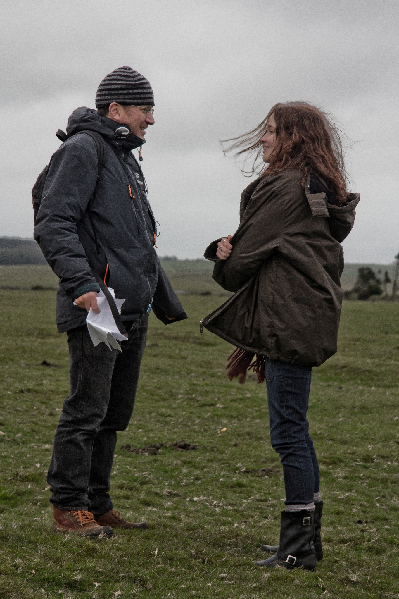 Still of Iain De Caestecker and Alice Englert in In Fear (2013)