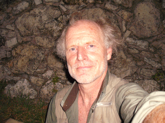 As Peter Hellinga. Still of '2012, het jaar nul' Dutch TV series, 12 episodes. (AVRO) Set photo at night, at the Maya site in Palenque, Mexico. 2009