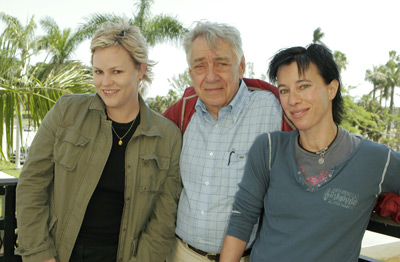 Philip Baker Hall, Nicole Bettauer and Domini Hofmann