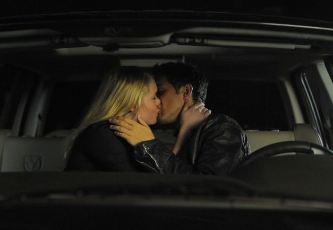 Still of Thomas Dekker and Leven Rambin in Terminator: The Sarah Connor Chronicles (2008)
