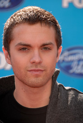 Thomas Dekker at event of American Idol: The Search for a Superstar (2002)