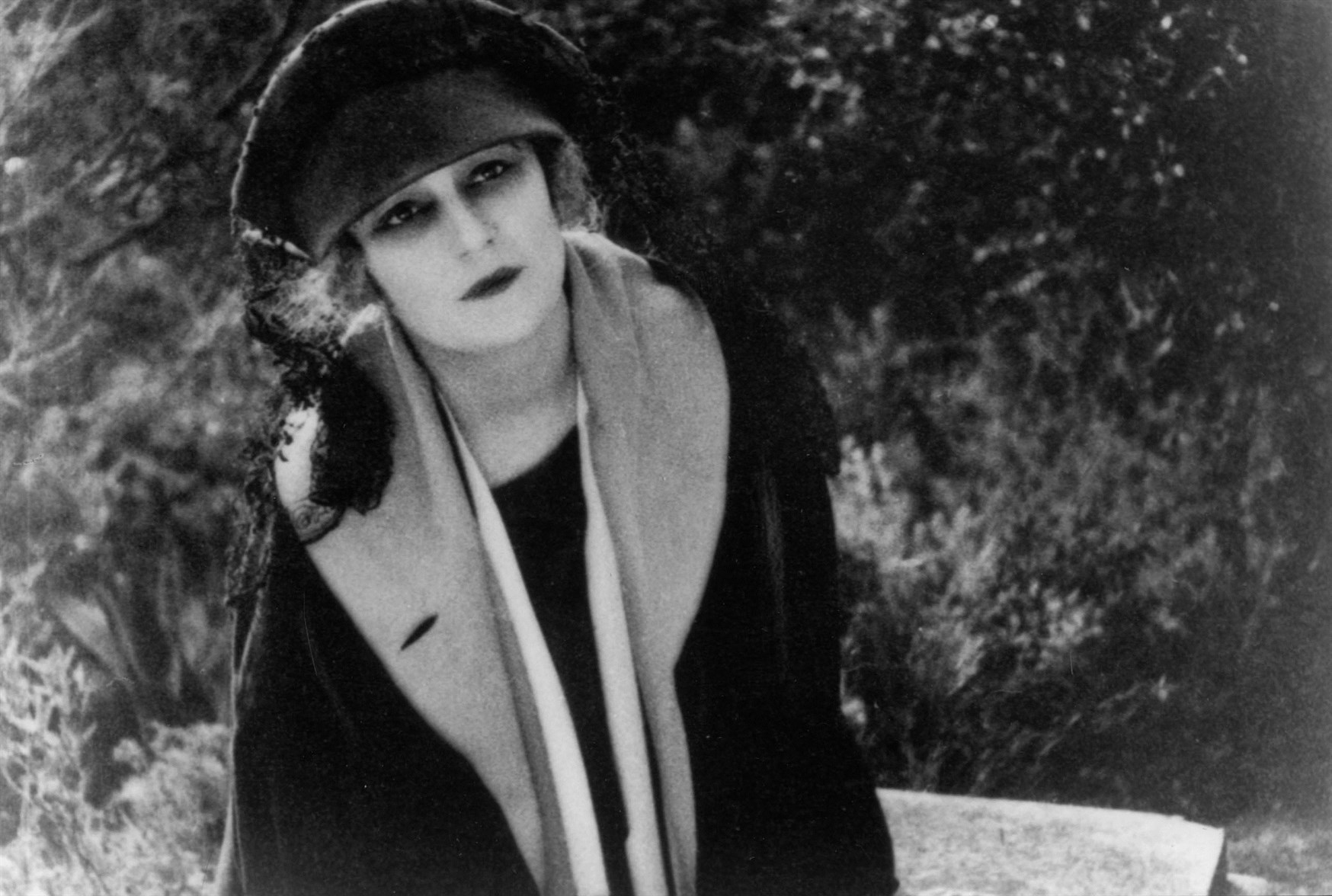 Still of Louis Delluc in La femme de nulle part (1922)