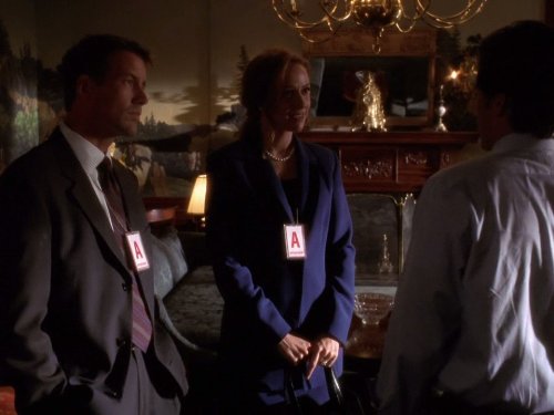 Still of Rebecca Creskoff and James Denton in The West Wing (1999)