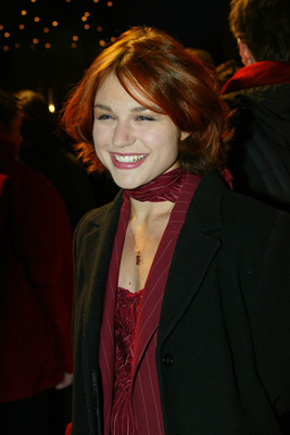 Émilie Dequenne at event of Ziedu Valdovas: Dvi tvirtoves (2002)