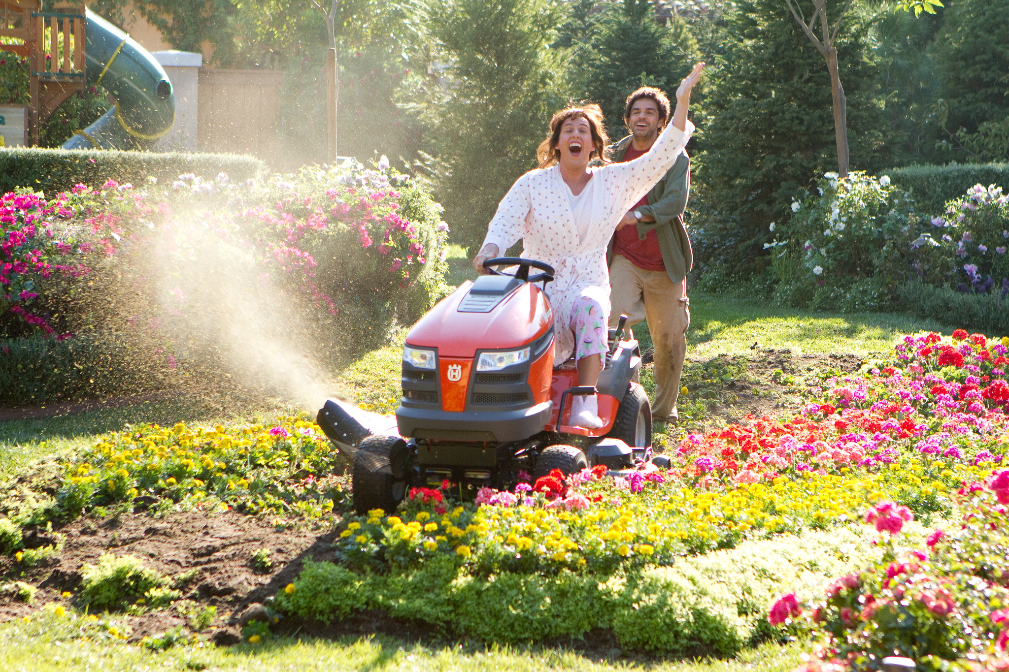 Still of Adam Sandler and Eugenio Derbez in Dzekas ir Dzile (2011)