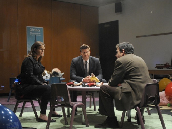 Still of David Boreanaz, John Ross Bowie and Emily Deschanel in Kaulai (2005)