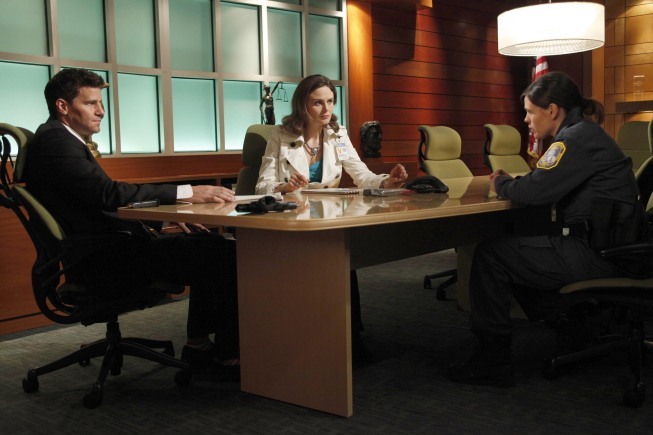 Still of David Boreanaz, Emily Deschanel and Clea DuVall in Kaulai (2005)