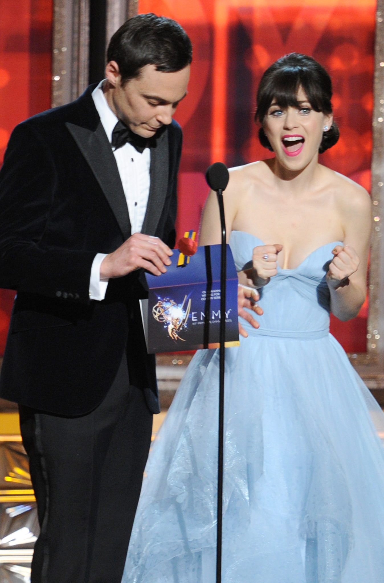 Zooey Deschanel and Jim Parsons at event of The 64th Primetime Emmy Awards (2012)