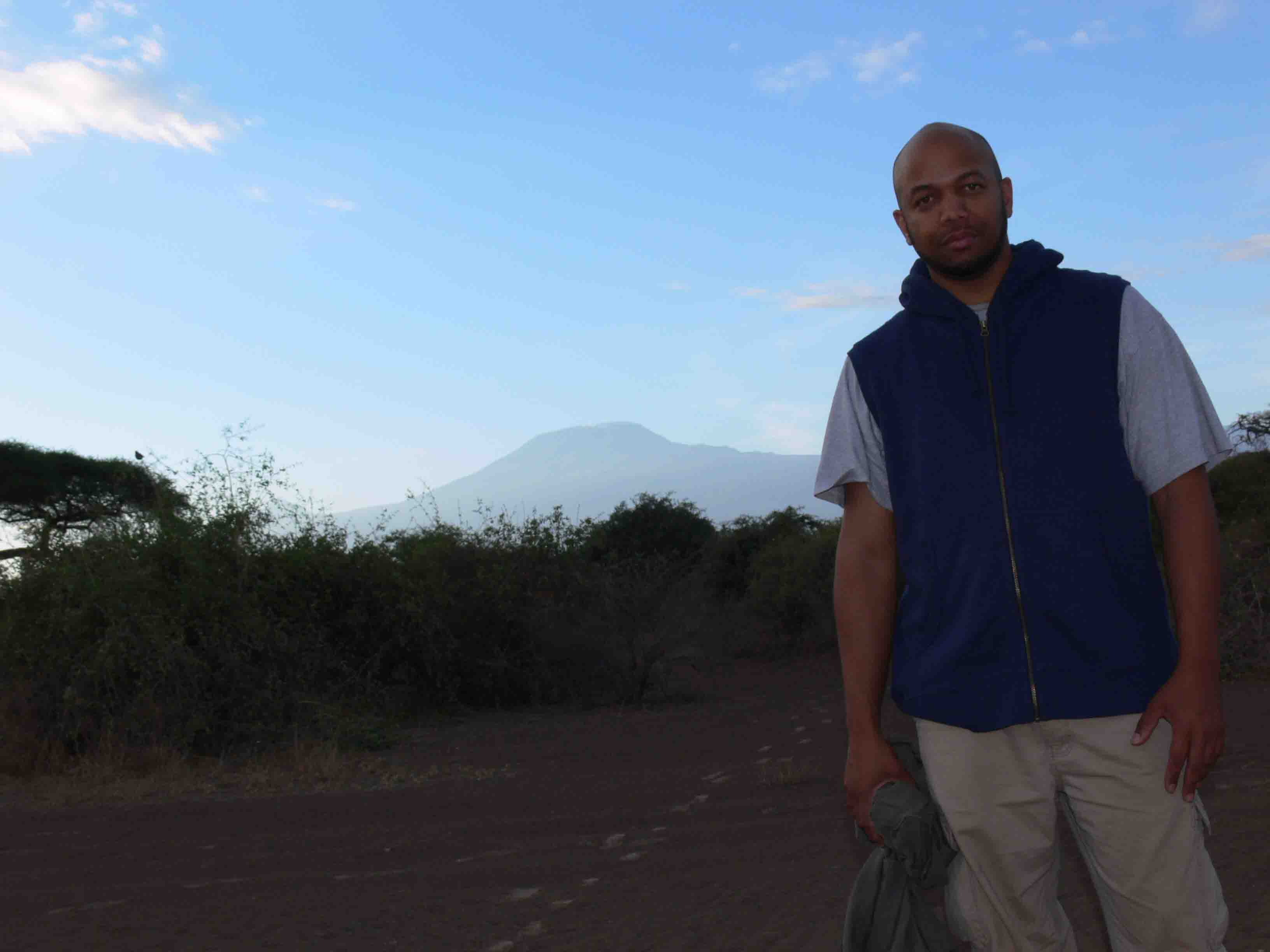 Shooting in Africa. Kilimanjaro in BG