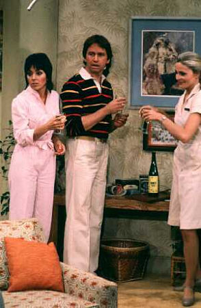 John Ritter, Priscilla Barnes and Joyce DeWitt in Three's Company (1977)