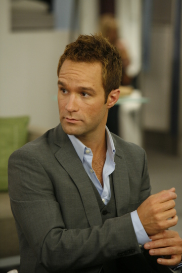 Still of Chris Diamantopoulos in The Starter Wife (2008)