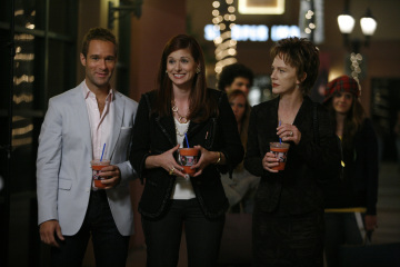 Still of Judy Davis, Debra Messing and Chris Diamantopoulos in The Starter Wife (2008)