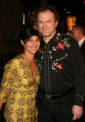 John C. Reilly and Alison Dickey at event of Boratas. Kaip saunusis Kazachstano zurnalistas Amerikoj patirti graibste (2006)