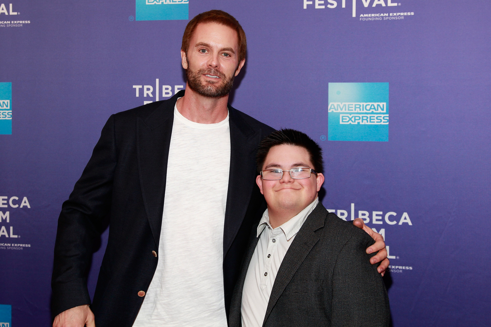 Garret Dillahunt and Isaac Leyva at event of Any Day Now (2012)