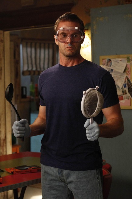 Still of Garret Dillahunt in Mazyle Houp (2010)