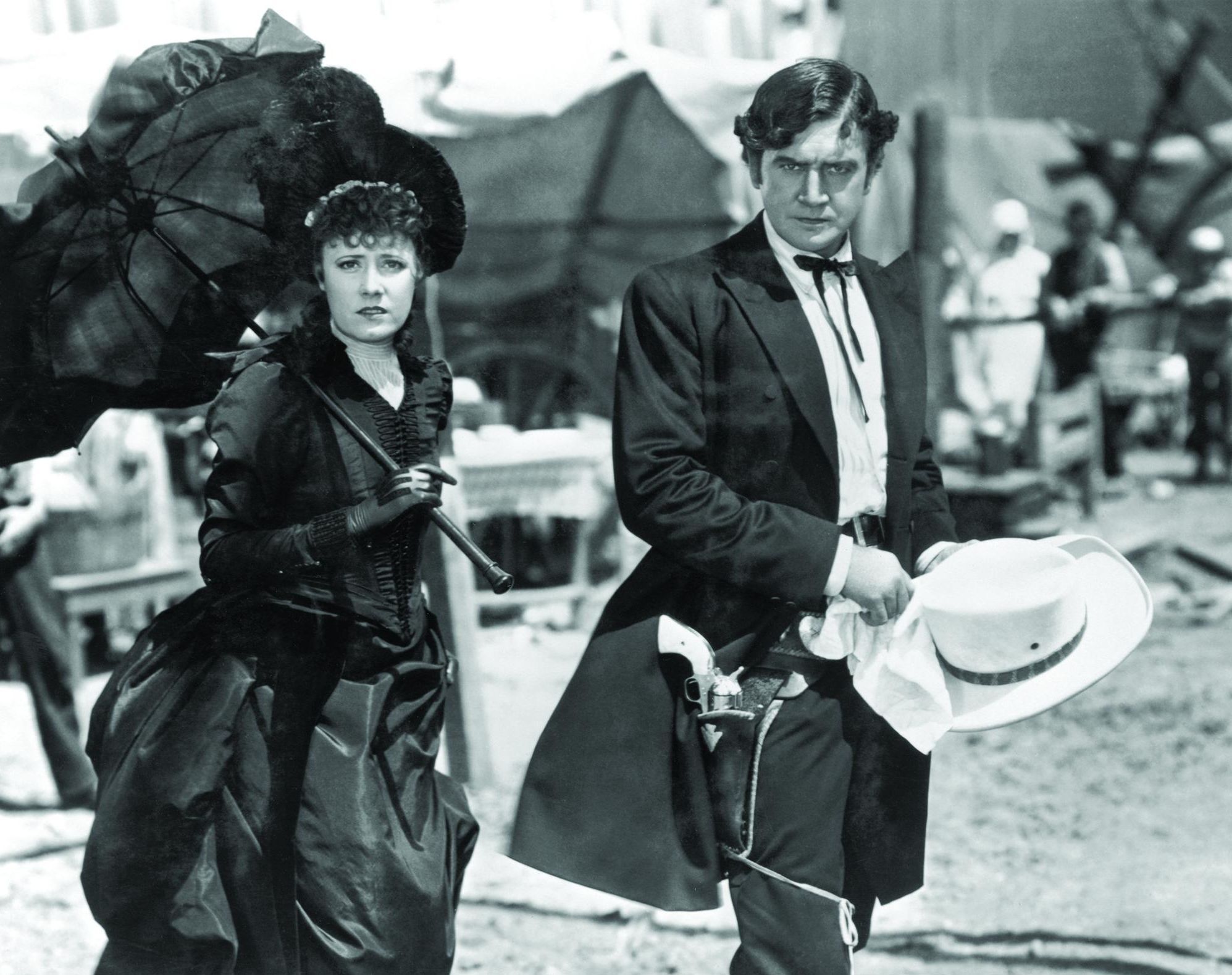 Still of Irene Dunne and Richard Dix in Cimarron (1931)
