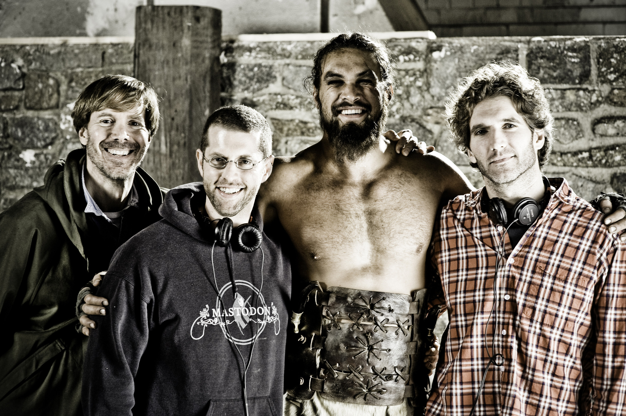 Still of Frank Doelger, Jason Momoa, David Benioff and D.B. Weiss in Sostu karai (2011)