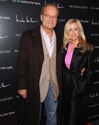 Kelsey Grammer and Camille Grammer at event of The Life Before Her Eyes (2007)