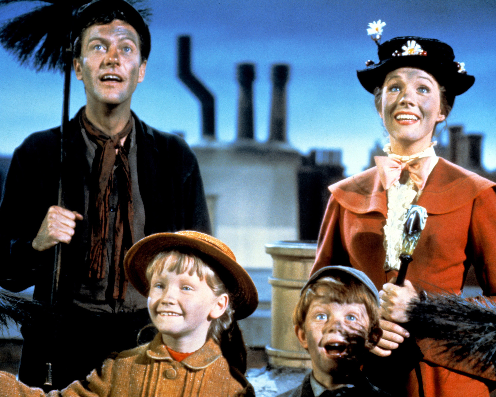 Dick Van Dyke, Karen Dotrice and Matthew Garber at event of Mary Poppins (1964)