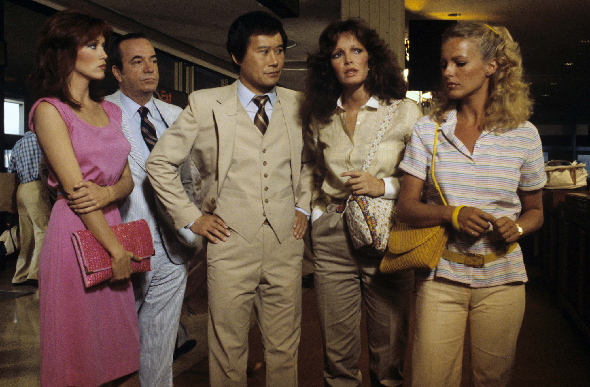 Still of Tanya Roberts, Jaclyn Smith, Cheryl Ladd, David Doyle and Soon-Tek Oh in Charlie's Angels (1976)