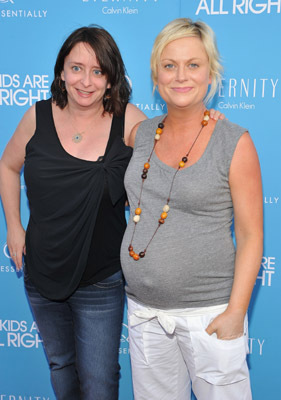 Rachel Dratch and Amy Poehler at event of The Kids Are All Right (2010)