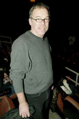 Richard Dresser at event of Below the Belt (2004)