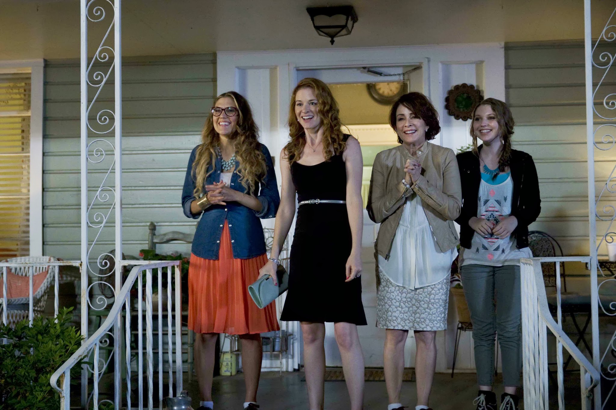 Still of Sarah Drew in Moms' Night Out (2014)