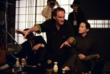 Quentin Tarantino and Julie Dreyfus in Nuzudyti Bila 1 (2003)