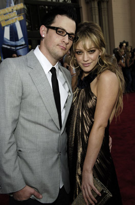 Hilary Duff and Joel Madden at event of 2005 American Music Awards (2005)