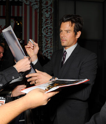 Josh Duhamel at event of When in Rome (2010)