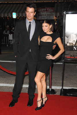 Fergie and Josh Duhamel at event of Nine (2009)