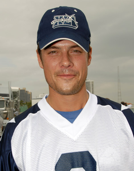 Josh Duhamel