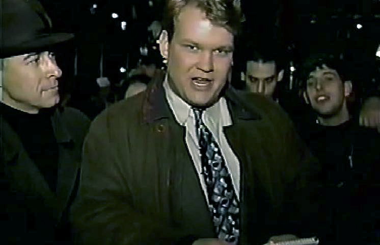 With Andy Richter at the lighting of the Xmas tree in Rockefeller Center in 'Late Night With Conan O'Brien'.