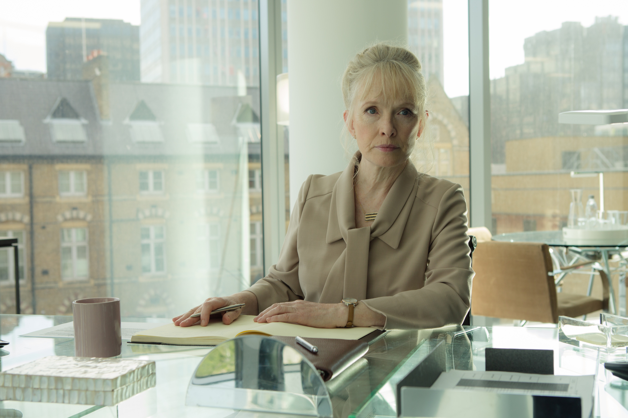Still of Lindsay Duncan in The Honourable Woman (2014)