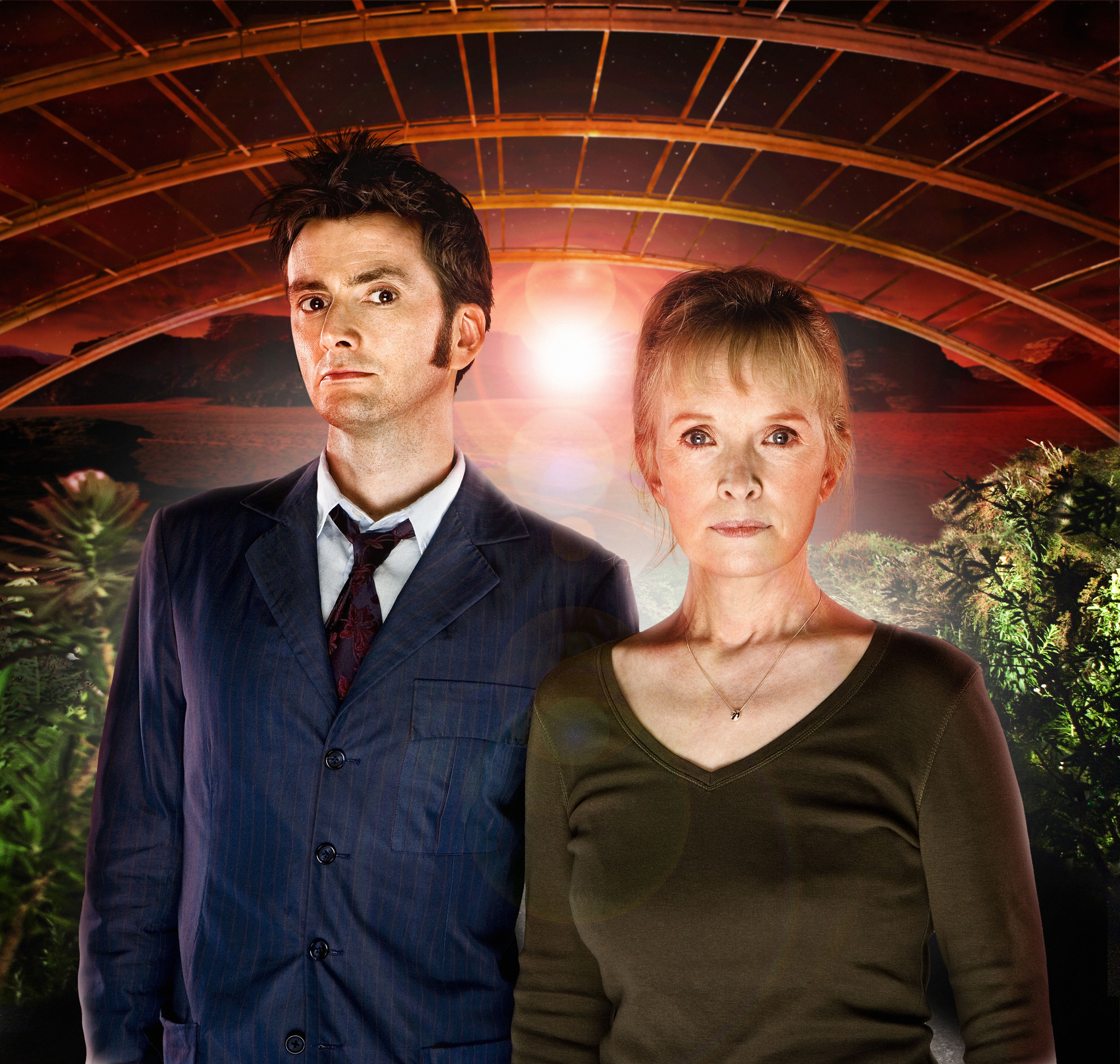 Lindsay Duncan and David Tennant in Doctor Who (2005)
