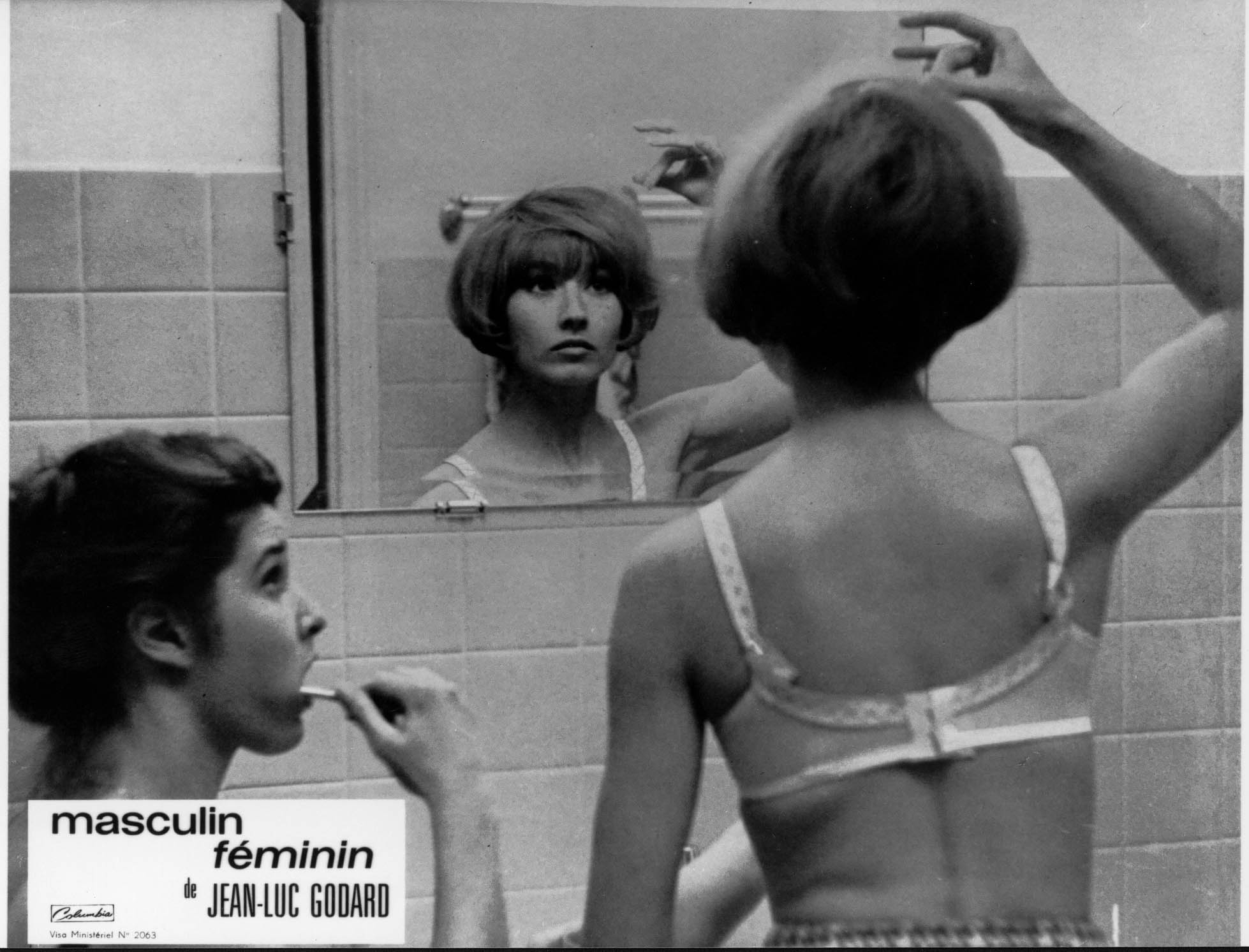 Still of Catherine-Isabelle Duport and Marlène Jobert in Masculin féminin (1966)