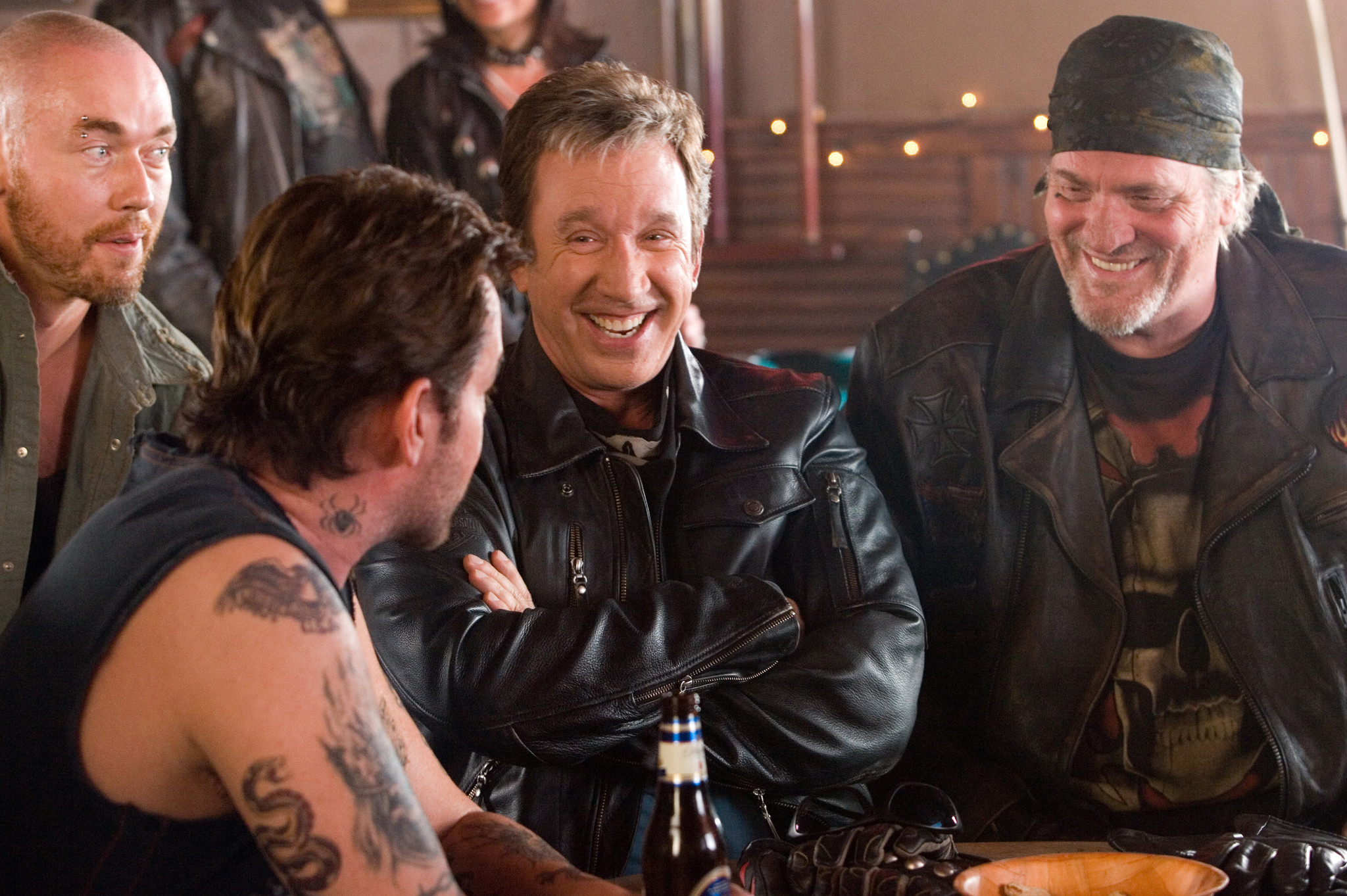 Still of Ray Liotta, Tim Allen, Kevin Durand and M.C. Gainey in Laukiniai sernai (2007)