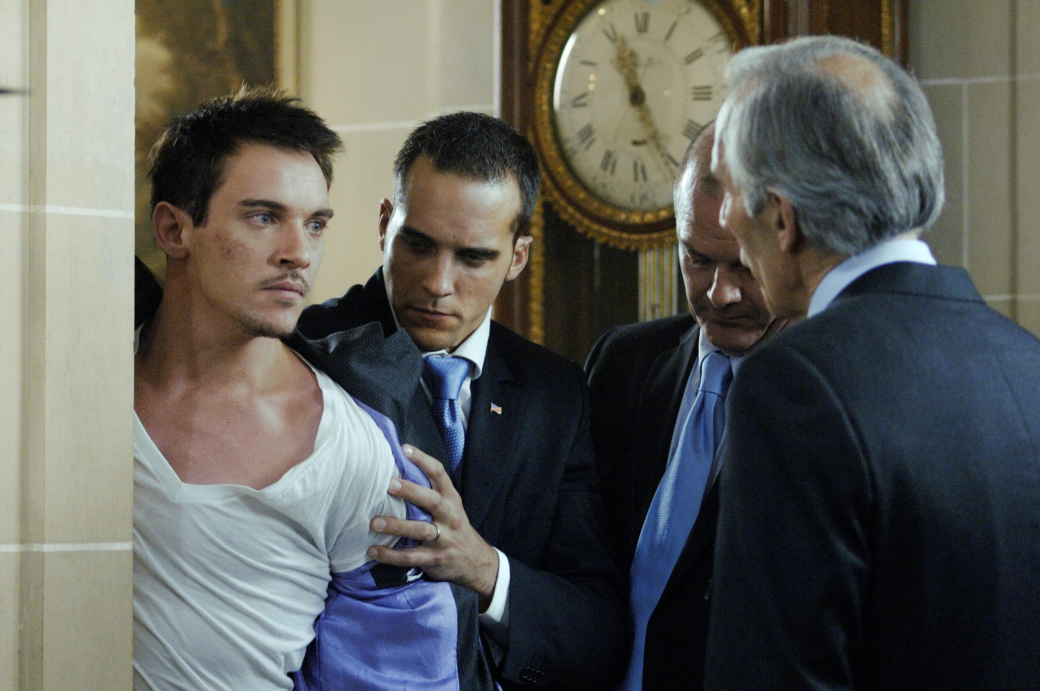 Still of Jonathan Rhys Meyers and Richard Durden in From Paris with Love (2010)