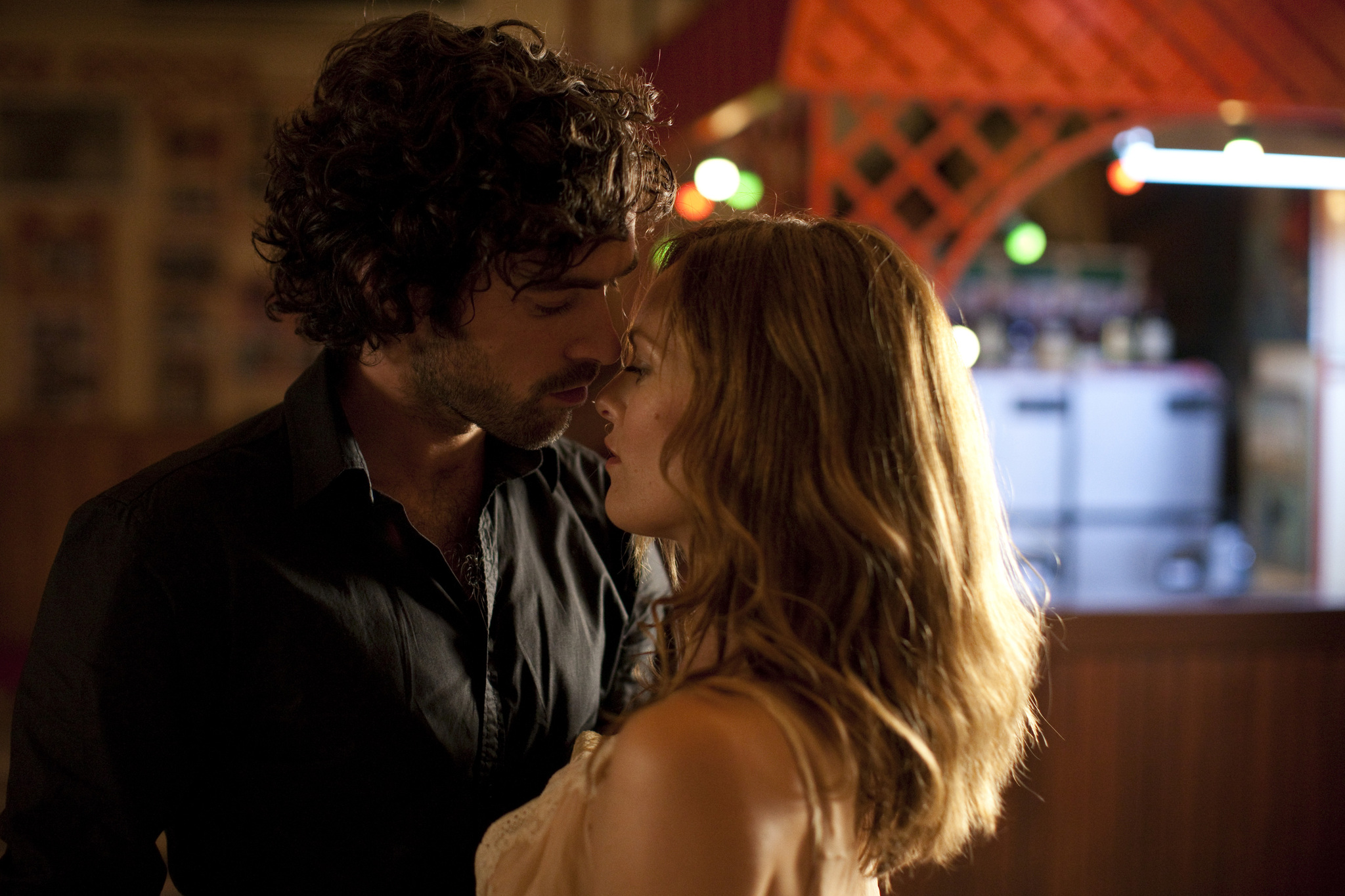 Still of Romain Duris and Vanessa Paradis in L'arnacoeur (2010)