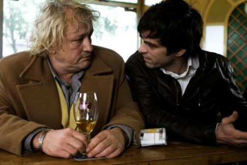 Still of Niels Arestrup and Romain Duris in De battre mon coeur s'est arrêté (2005)