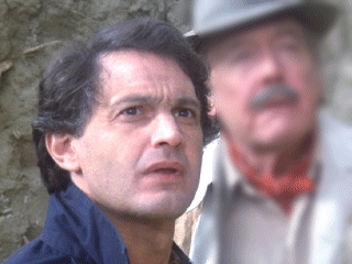 V (1984) Michael Durrell as Robert Maxwell