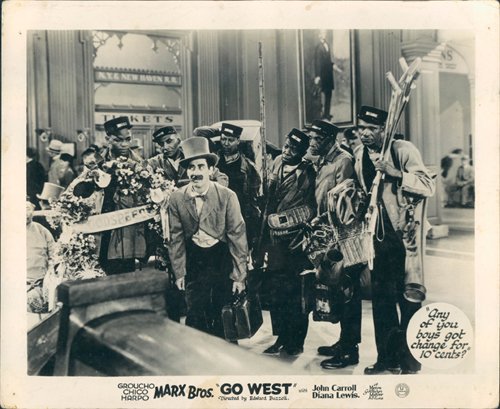 Groucho Marx and Al Duvall in Go West (1940)