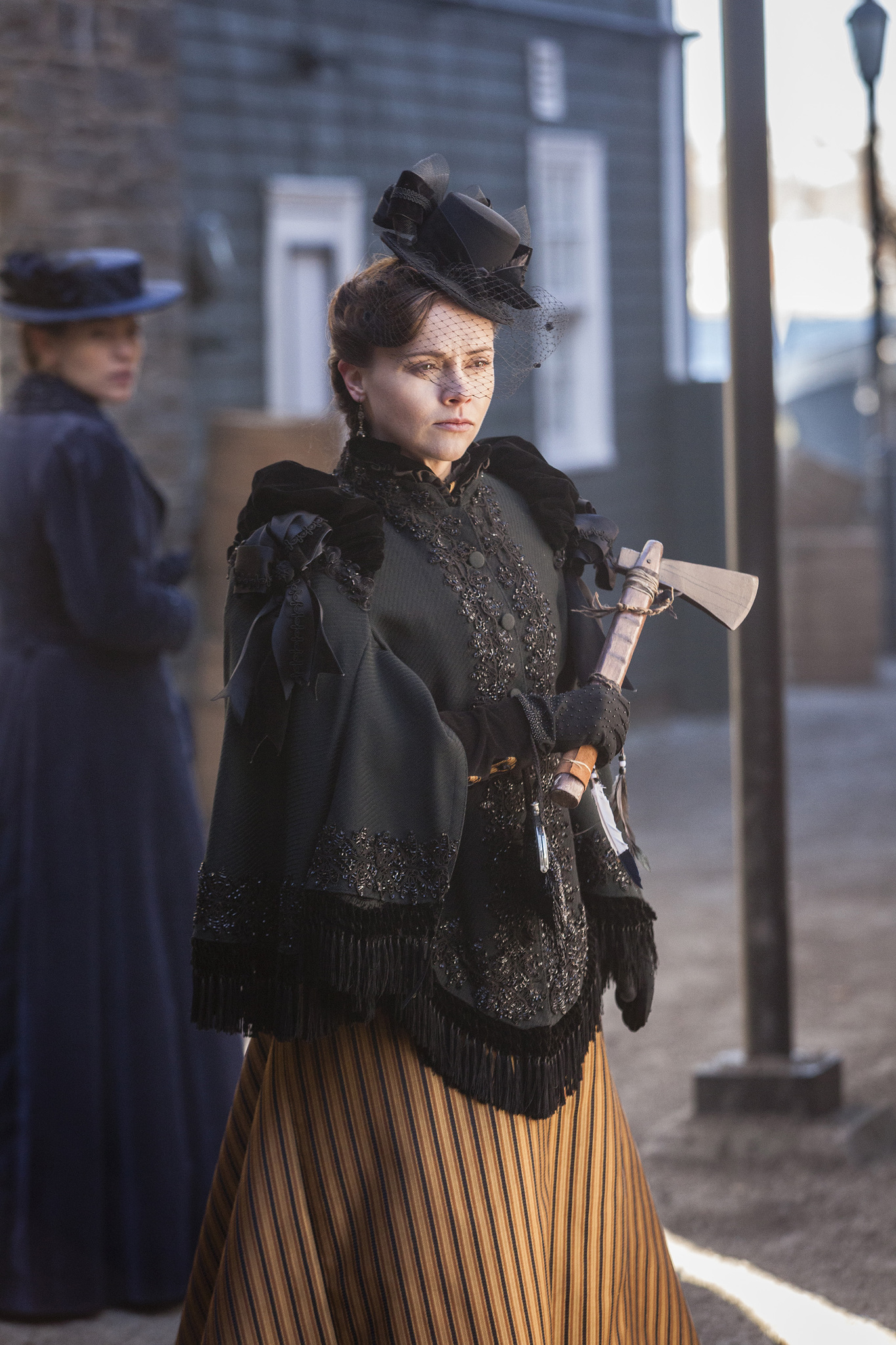 Still of Christina Ricci and Clea DuVall in The Lizzie Borden Chronicles (2015)