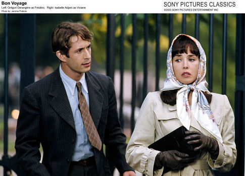 Still of Isabelle Adjani and Grégori Derangère in Bon voyage (2003)