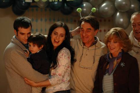 Still of Adriana Aizemberg, Julieta Díaz, Arturo Goetz, Daniel Hendler and Eloy Burman in Derecho de familia (2006)