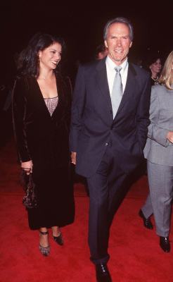 Clint Eastwood and Dina Eastwood at event of Midnight in the Garden of Good and Evil (1997)